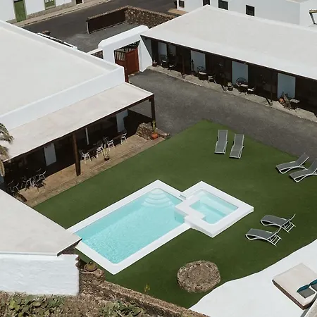 Hotelito Rural Flor De Timanfaya Landsted