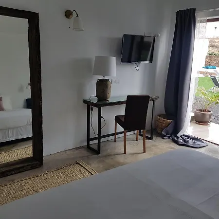 Hotelito Rural Flor De Timanfaya *