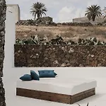 منزل ريفي Hotelito Rural Flor De Timanfaya