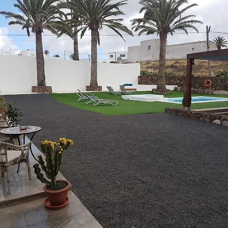 Hotelito Rural Flor De Timanfaya Landsted