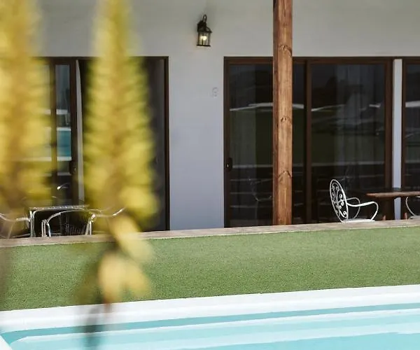 Hotelito Rural Flor De Timanfaya Country house *