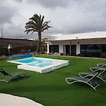 Hotelito Rural Flor De Timanfaya Kır Evi Tinajo